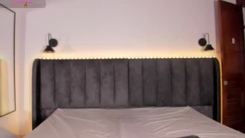 Laura online show from 02/28/26, 07:37