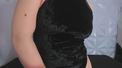 Snapshot of martina_lopezz1 chatting on 02/24/26, 11:30 Martina online show from 02/24/26, 11:30