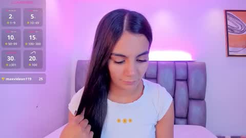 Martina online show from 12/03/25, 03:21