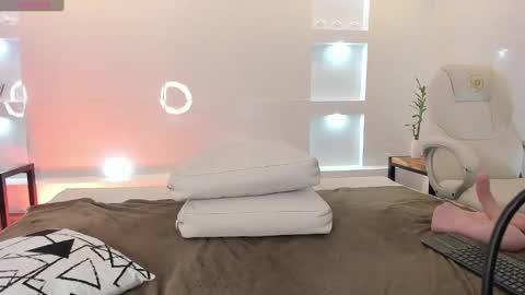 Martina  online show from 03/10/25, 11:16