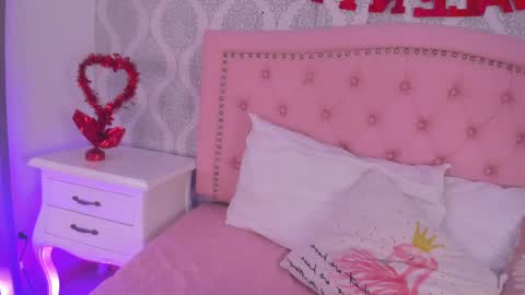 Snapshot of martina_rivera_ chatting on 02/14/25, 11:53 Martina online show from 02/14/25, 11:53