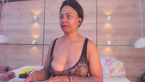 martina touss  online show from 12/17/25, 11:38