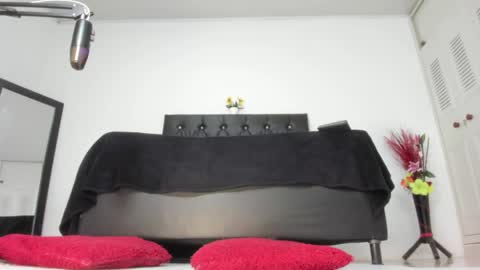 Martina online show from 05/16/26, 12:29