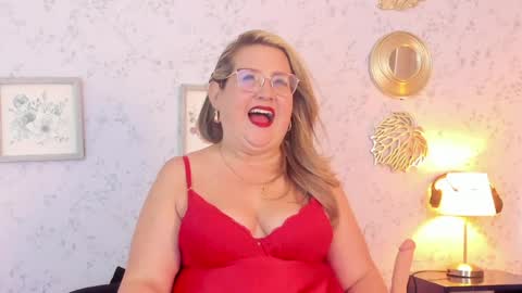 Martina Caicedo online show from 04/02/26, 11:41