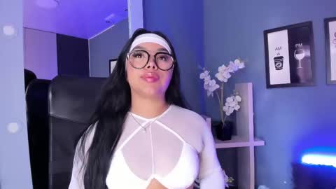 Martina Garcia online show from 03/19/26, 08:13