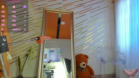 Snapshot of martinarossi chatting on 01/17/25, 06:44 ... ... online show from 01/17/25, 06:44