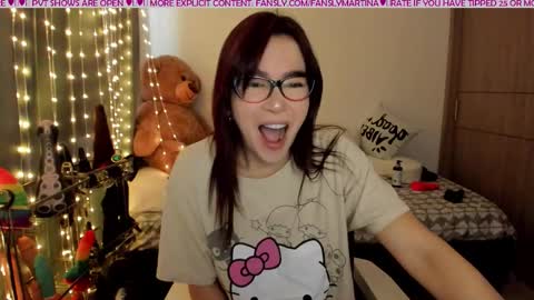 Snapshot of martinatina chatting on 10/23/25, 07:12 MARTINA online show from 10/23/25, 07:12