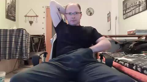 Snapshot of martingersdorf85 chatting on 10/16/25, 03:46 Martin online show from 10/16/25, 03:46