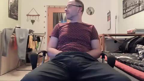 Snapshot of martingersdorf85 chatting on 10/19/25, 03:56 Martin online show from 10/19/25, 03:56