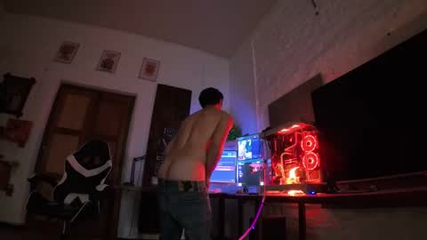 Snapshot of martingillesg chatting on 04/05/26, 12:41 martingillesg online show from 04/05/26, 12:41