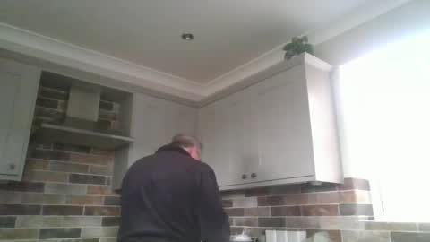 martinrgbxxxx online show from 02/08/25, 09:56