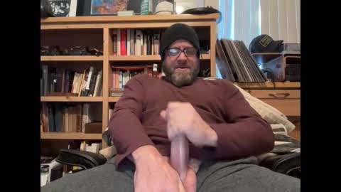 Snapshot of martinstolcris chatting on 12/04/24, 05:22 martinstolcris online show from 12/04/24, 05:22