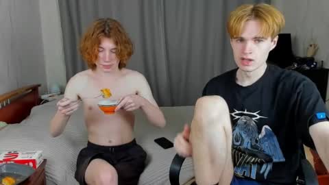 Snapshot of martintw_17 chatting on 11/26/25, 05:36 martintw_17 online show from 11/26/25, 05:36