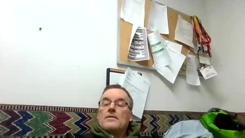 Snapshot of marty1688 chatting on 12/04/25, 12:25 marty1688 online show from 12/04/25, 12:25