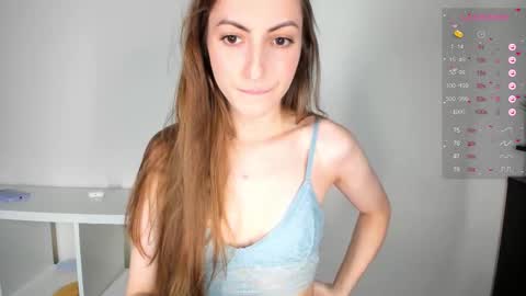 Snapshot of marvellie chatting on 11/18/25, 03:05 Nati online show from 11/18/25, 03:05