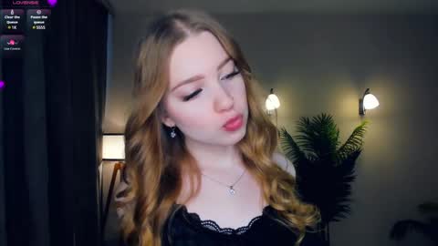 Mary online show from 03/03/25, 07:10