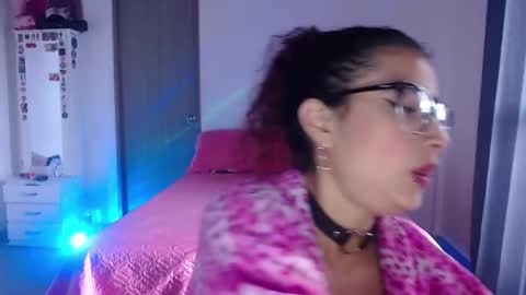 mary online show from 10/06/25, 02:03