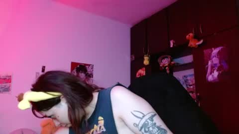 Snapshot of mary_janness chatting on 06/13/26, 05:16 100 online show from 06/13/26, 05:16