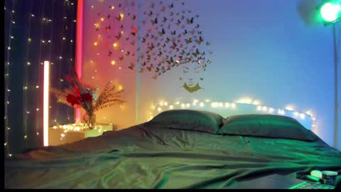 Julia online show from 04/01/26, 11:02