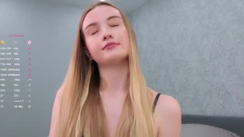 Mary . online show from 04/03/26, 02:37