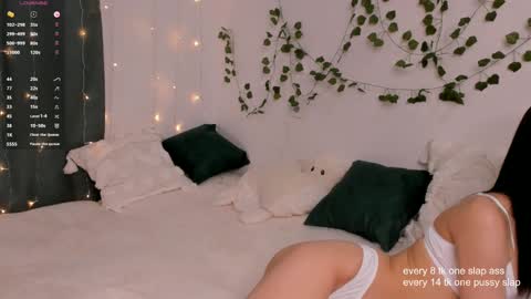 Snapshot of mary_lepson chatting on 12/13/24, 10:51 Mary Lepson online show from 12/13/24, 10:51