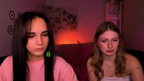 Mary online show from 12/05/25, 08:16