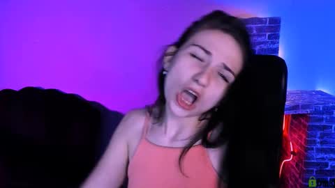 Snapshot of mary_moon__ chatting on 02/04/26, 09:48 mary_moon__ online show from 02/04/26, 09:48