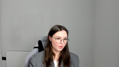 Alice online show from 05/04/26, 10:55