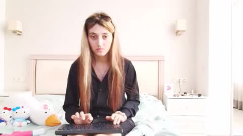 marya442004 online show from 11/11/25, 09:09