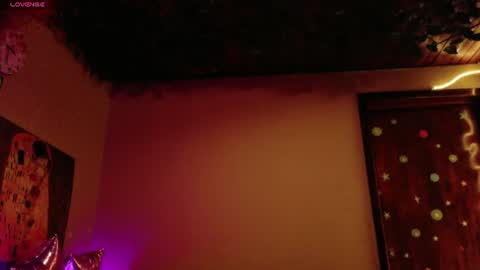     online show from 07/19/26, 06:28