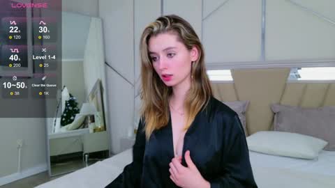 Marybeth online show from 12/22/24, 07:42