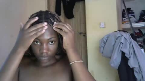 Mary online show from 12/15/25, 08:07