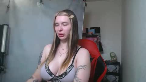 maryh0tlove online show from 05/13/26, 09:39