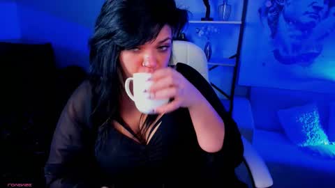 Mary online show from 10/28/25, 11:29