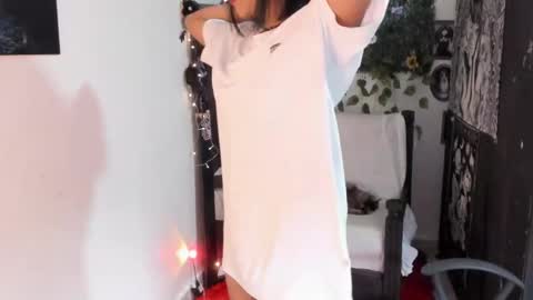 Snapshot of maryjane_785039 chatting on 11/10/25, 06:18 maria online show from 11/10/25, 06:18