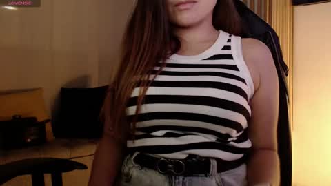 Angela online show from 11/10/25, 11:15