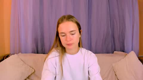 Mari online show from 11/27/25, 07:21