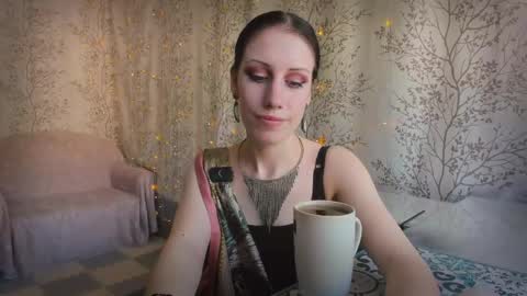 Mary Lou online show from 05/31/26, 08:10