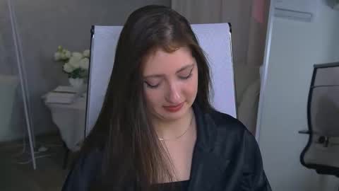 Mary Miller online show from 11/06/25, 06:25