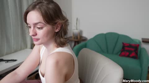 Snapshot of marymoody chatting on 02/09/25, 01:33 Mary Moody online show from 02/09/25, 01:33