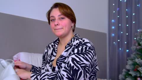 MaryMurrays online show from 01/15/25, 06:29