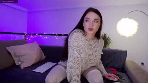 Marina online show from 01/25/25, 06:13