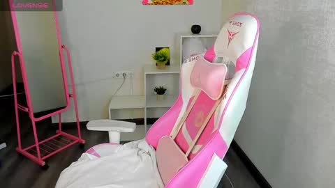 Snapshot of maryshiotta chatting on 01/26/25, 08:14 Mary online show from 01/26/25, 08:14