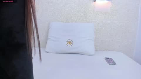 Snapshot of maryy_campbell chatting on 12/19/24, 04:02 maryy campbell online show from 12/19/24, 04:02