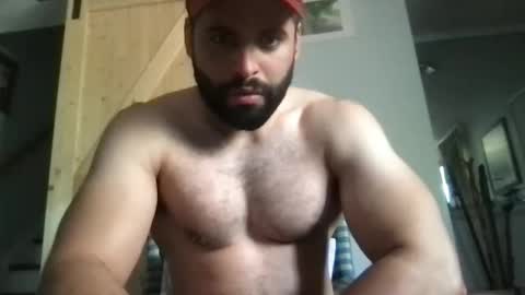 Snapshot of mascbeef95 chatting on 11/05/25, 06:08 mascbeef95 online show from 11/05/25, 06:08