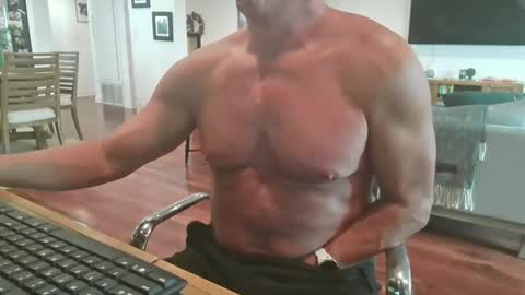 mascmuscle49 online show from 12/20/24, 07:28