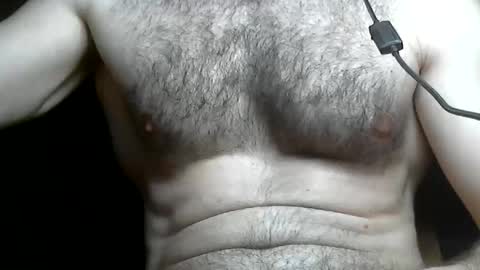 Snapshot of masculi32 chatting on 02/12/26, 04:24 JayKer online show from 02/12/26, 04:24