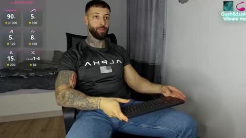 masculineguy69 online show from 11/18/25, 02:21