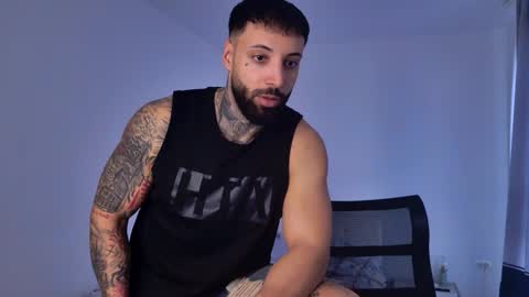 masculineguy69 online show from 12/14/25, 11:04