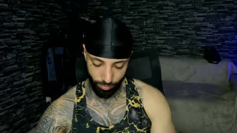 Snapshot of masculineguy69 chatting on 05/08/26, 07:52 masculineguy69 online show from 05/08/26, 07:52